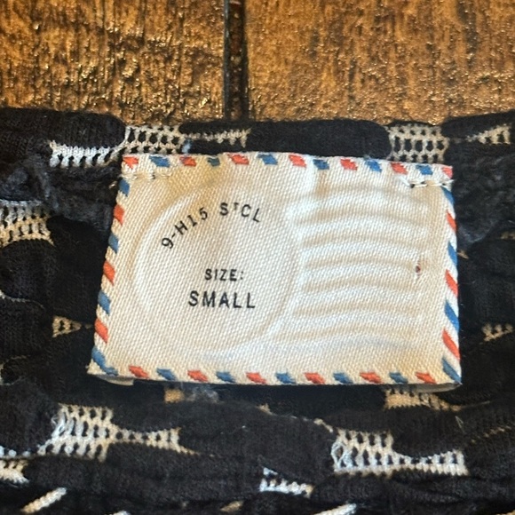 Anthropologie |  Postmark, Zigzag Textured Black & White Top, Size Small - Picture 4 of 8